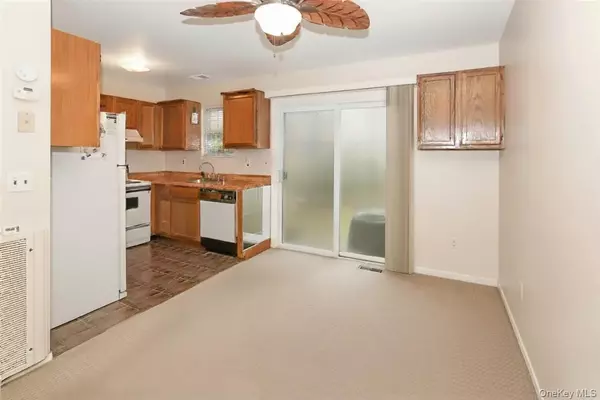 Yaphank, NY 11980,14 Franklin Commons