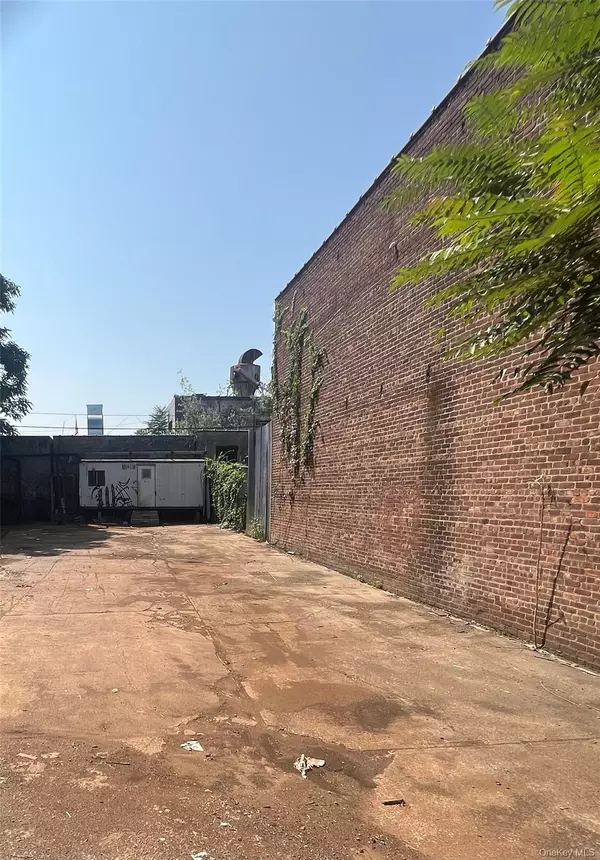 Jamaica, NY 11435,14812 97th AVE