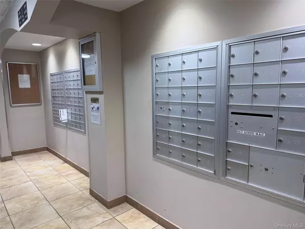 Suffern, NY 10901,5 Oakdale MNR #C1