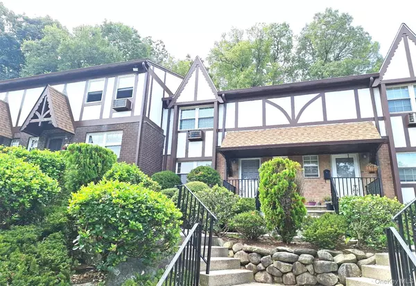 Suffern, NY 10901,235 Parkside DR