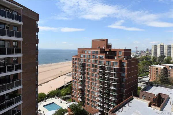 40 Brighton 1st RD #15J, Brooklyn, NY 11235
