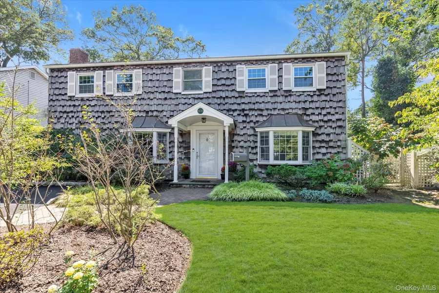1630 Temple DR, Wantagh, NY 11793