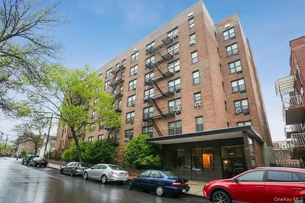 53-11 90th ST, Elmhurst, NY 11373