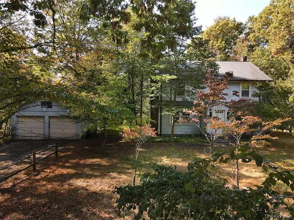 328 Lakeview DR, Highland Lake, NY 12743
