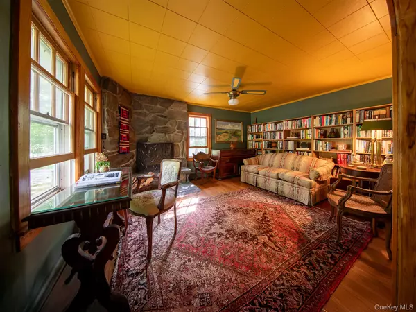 Highland Lake, NY 12743,328 Lakeview DR