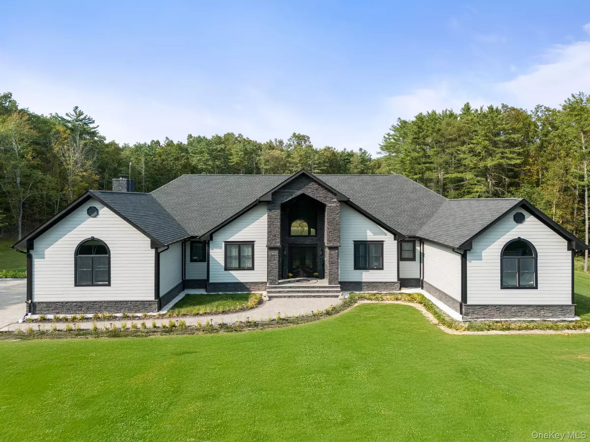 Coxsackie, NY 12051,174 Webber RD