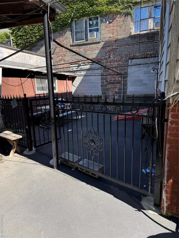 Mount Vernon, NY 10550,40 N Bond ST