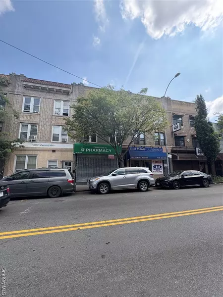 1105 Cypress AVE #2, Ridgewood, NY 11385