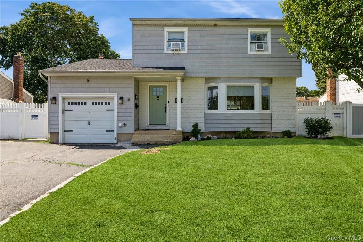 Deer Park, NY 11729,14 Osceola AVE