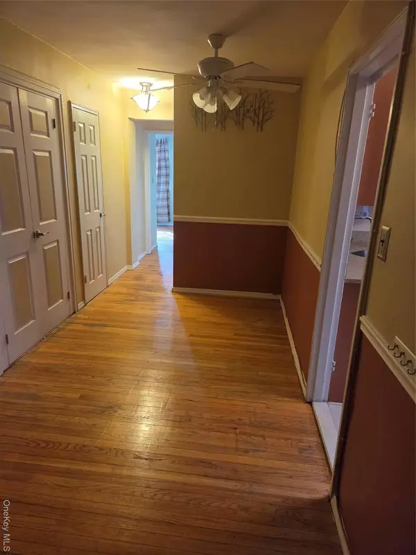 Hollis, NY 11423,204-15 Foothill AVE #A34