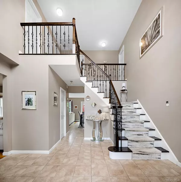Salisbury Mills, NY 12577,3 Natchu CT