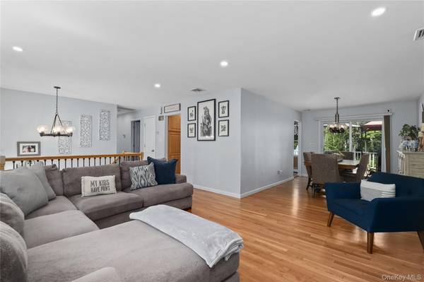 Yorktown Heights, NY 10598,612 Challinor DR