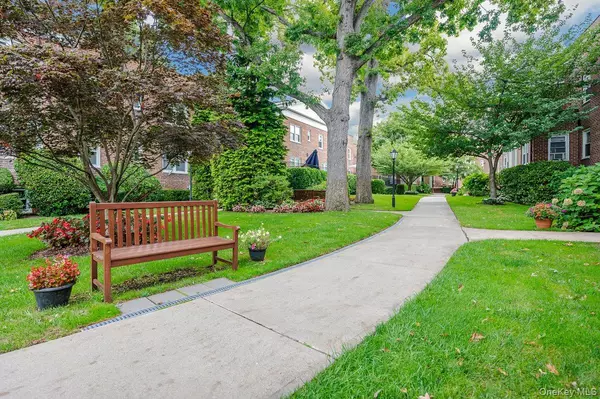 Rockville Centre, NY 11570,195 N Village AVE #Suite 1