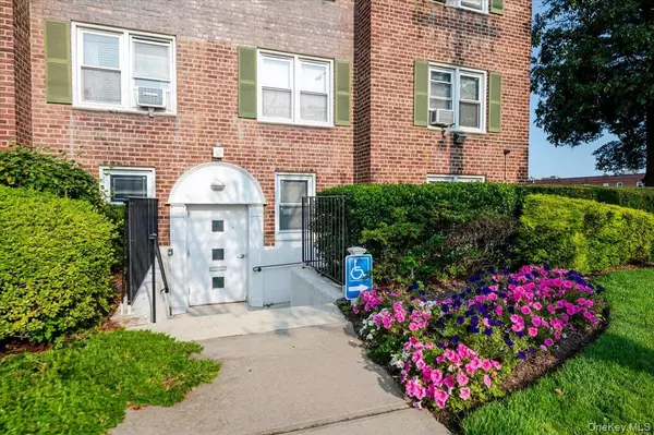 Rockville Centre, NY 11570,195 N Village AVE #Suite 1