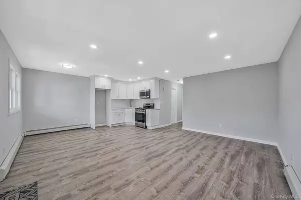 Ozone Park, NY 11416,8915 102nd RD
