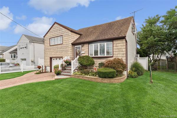 Freeport, NY 11520,43 Layton ST