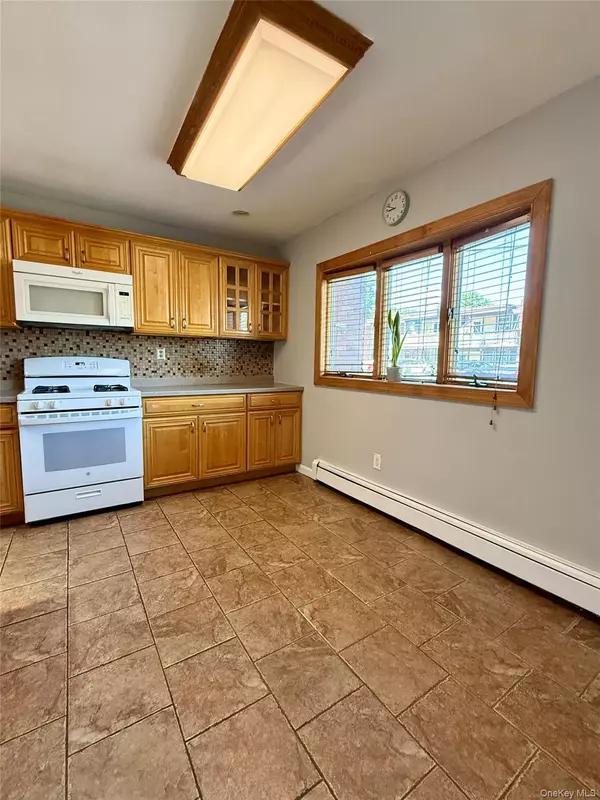 Haverstraw, NY 10927,56 Coolidge ST