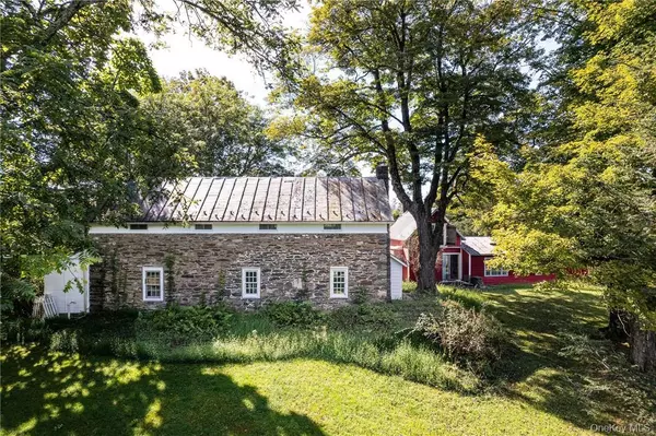 Accord, NY 12404,90 Upper Whitfield RD