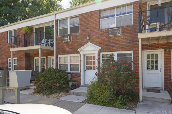4 Colonial RD #118, Beacon, NY 12508