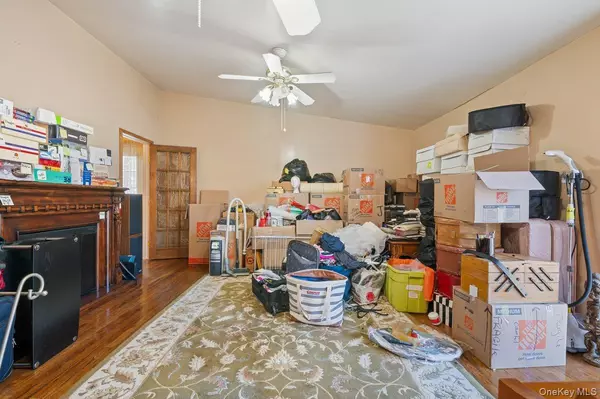 Valley Stream, NY 11580,51 State ST