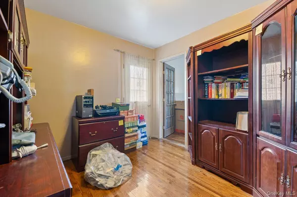 Valley Stream, NY 11580,51 State ST