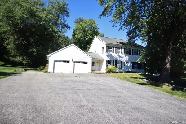 Hopewell Junction, NY 12533,42 Willow DR