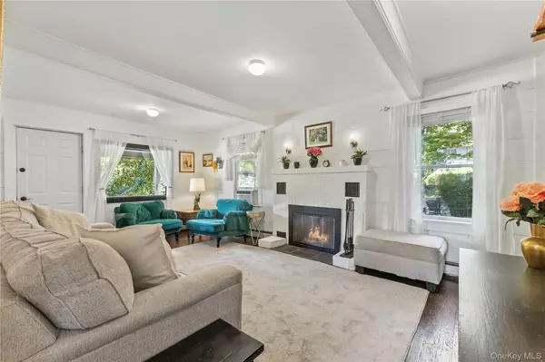 Carmel, NY 10512,168 Gleneida Ridge RD