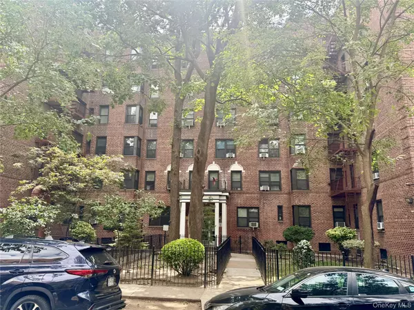 88-10 34th AVE #1B, Jackson Heights, NY 11372
