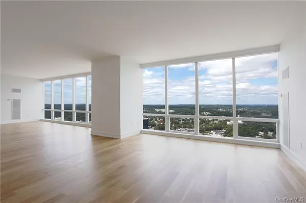 White Plains, NY 10601,1 Renaissance SQ #PH40C