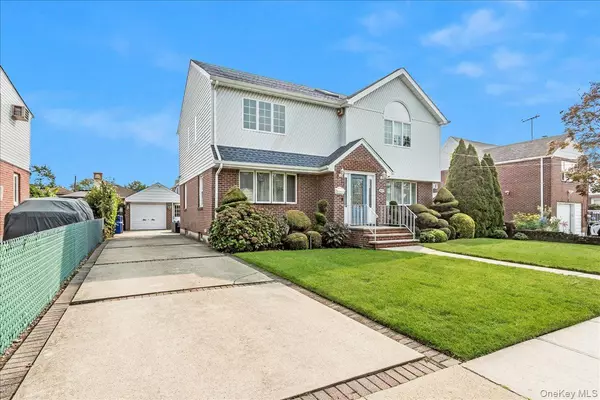 New Hyde Park, NY 11040,922 N 1st ST