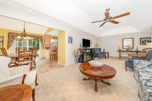 Riverhead, NY 11901,201 Pebble Beach PATH
