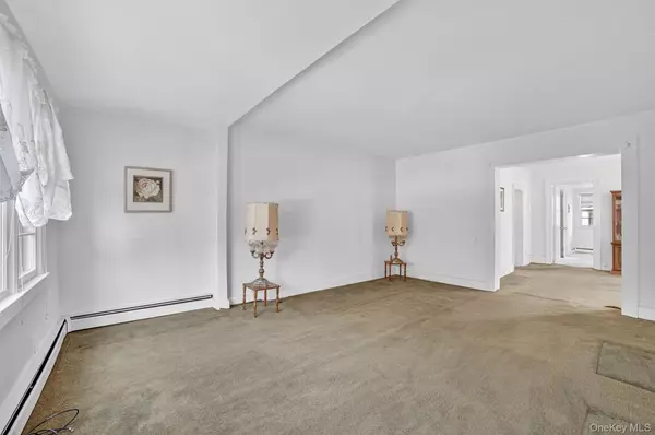 Mount Vernon, NY 10550,305 N Terrace AVE