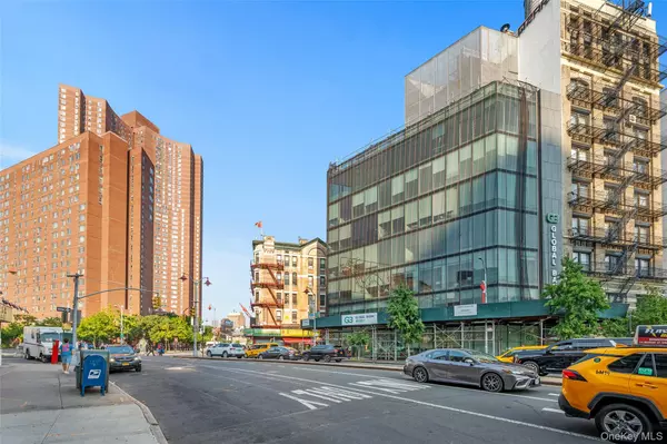New York (manhattan), NY 10038,8 Catherine ST #3B