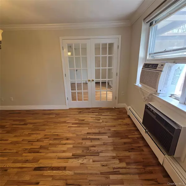 Monsey, NY 10952,241 Kearsing Parkway #D