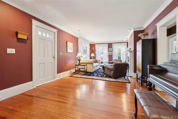 Blauvelt, NY 10913,630 Western HWY