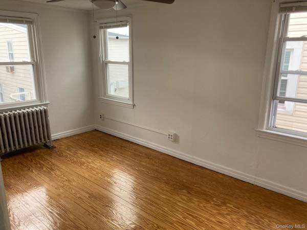 Long Beach, NY 11561,63 Brookline AVE