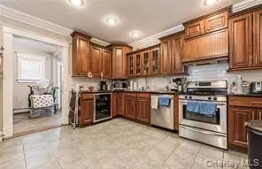 Lindenhurst, NY 11757,456 S Wellwood AVE