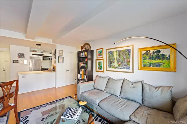 Astoria, NY 11106,35-40 30th ST #G