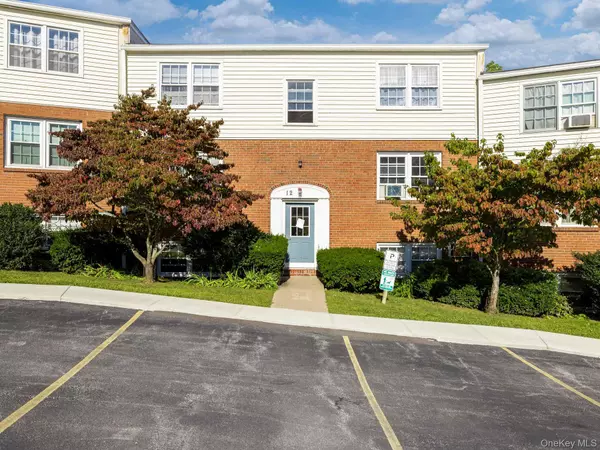 12 Huguenot ST #4, New Paltz, NY 12561