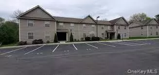 New Paltz, NY 12561,25 Henry W Dubios DR #35