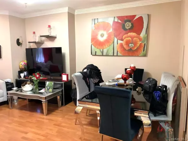 Bronx, NY 10458,2442 Beaumont AVE