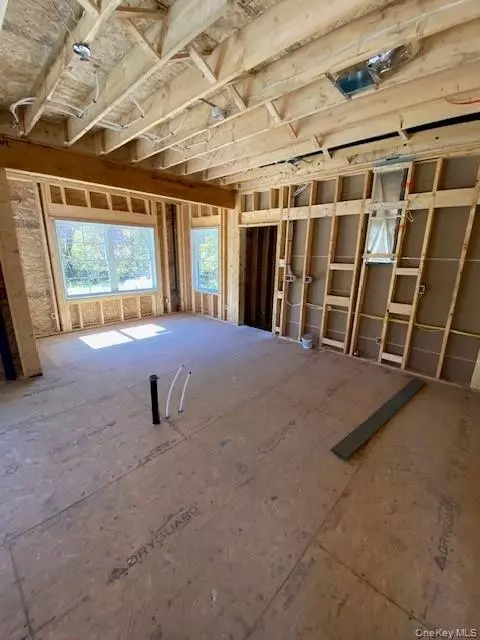 Middletown, NY 10940,195 Mulford RD