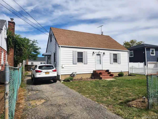 Roosevelt, NY 11575,185 Grenada AVE