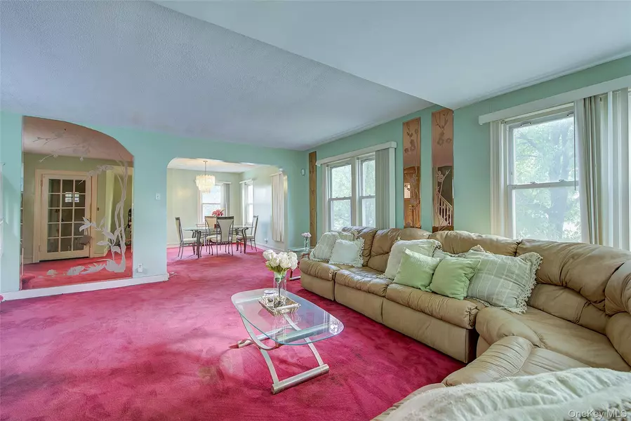 13759 232nd ST, Laurelton, NY 11413