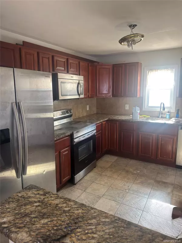 Rosedale, NY 11422,25328 149th RD #2