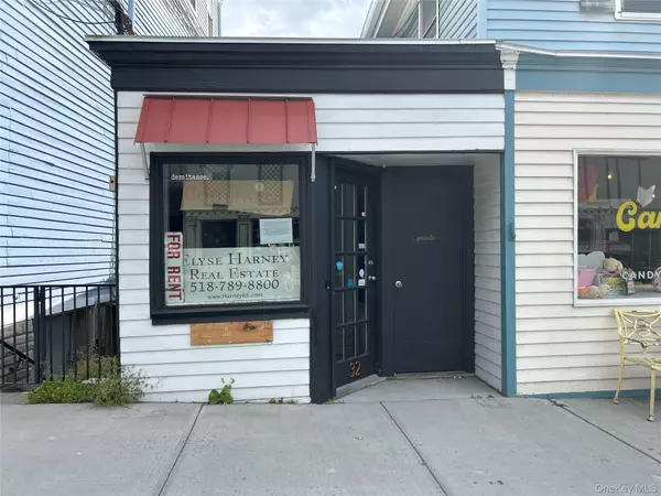 32 MAIN #1, Millerton, NY 12546