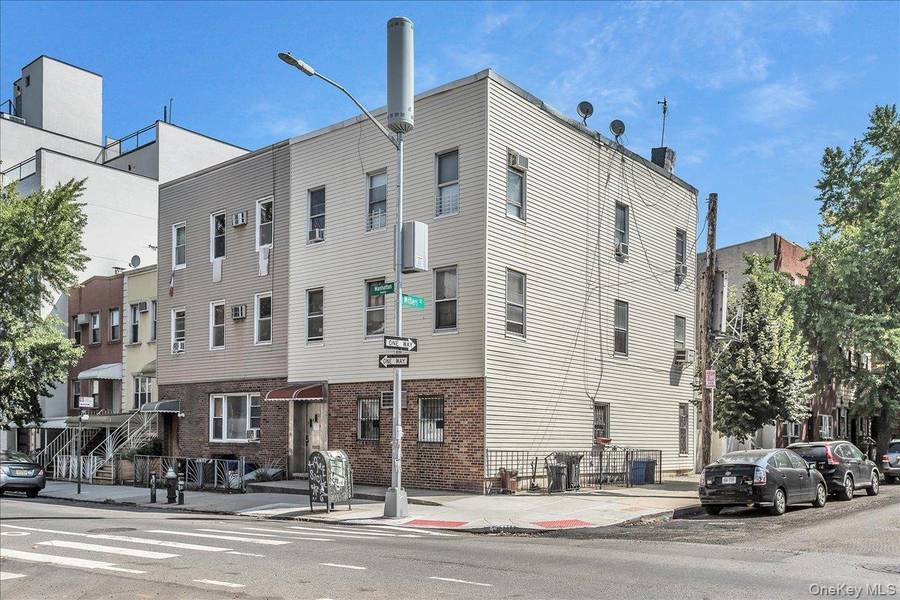 382 Manhattan AVE, Brooklyn, NY 11211