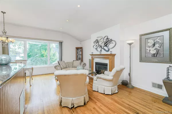 Staten Island, NY 10314,171 Merrill AVE