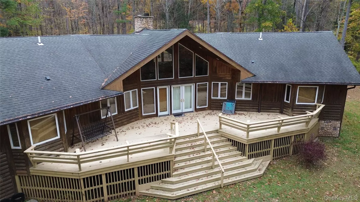 Catskill, NY 12414,537 Mossy Hill RD