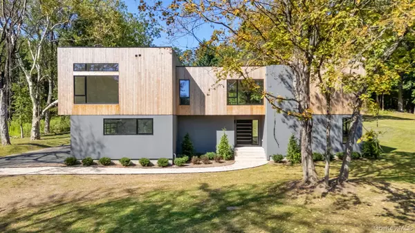 Bedford Corners, NY 10549,28 McLain ST
